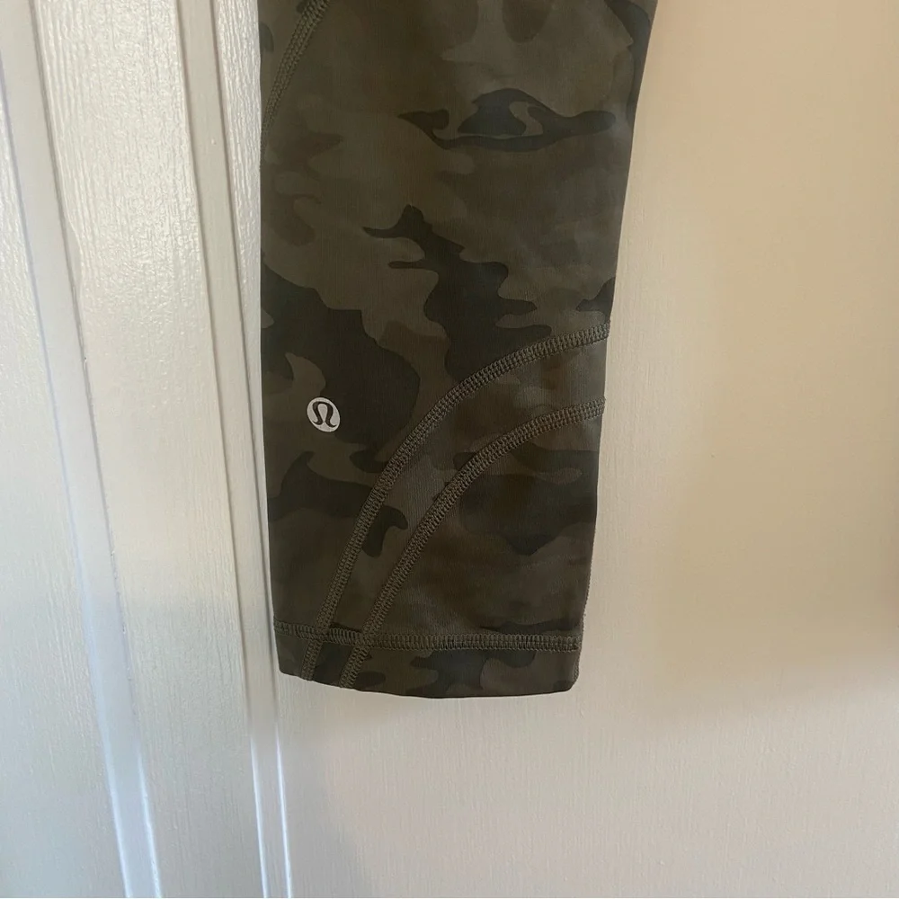 Lululemon Camo Run Inspire leggings